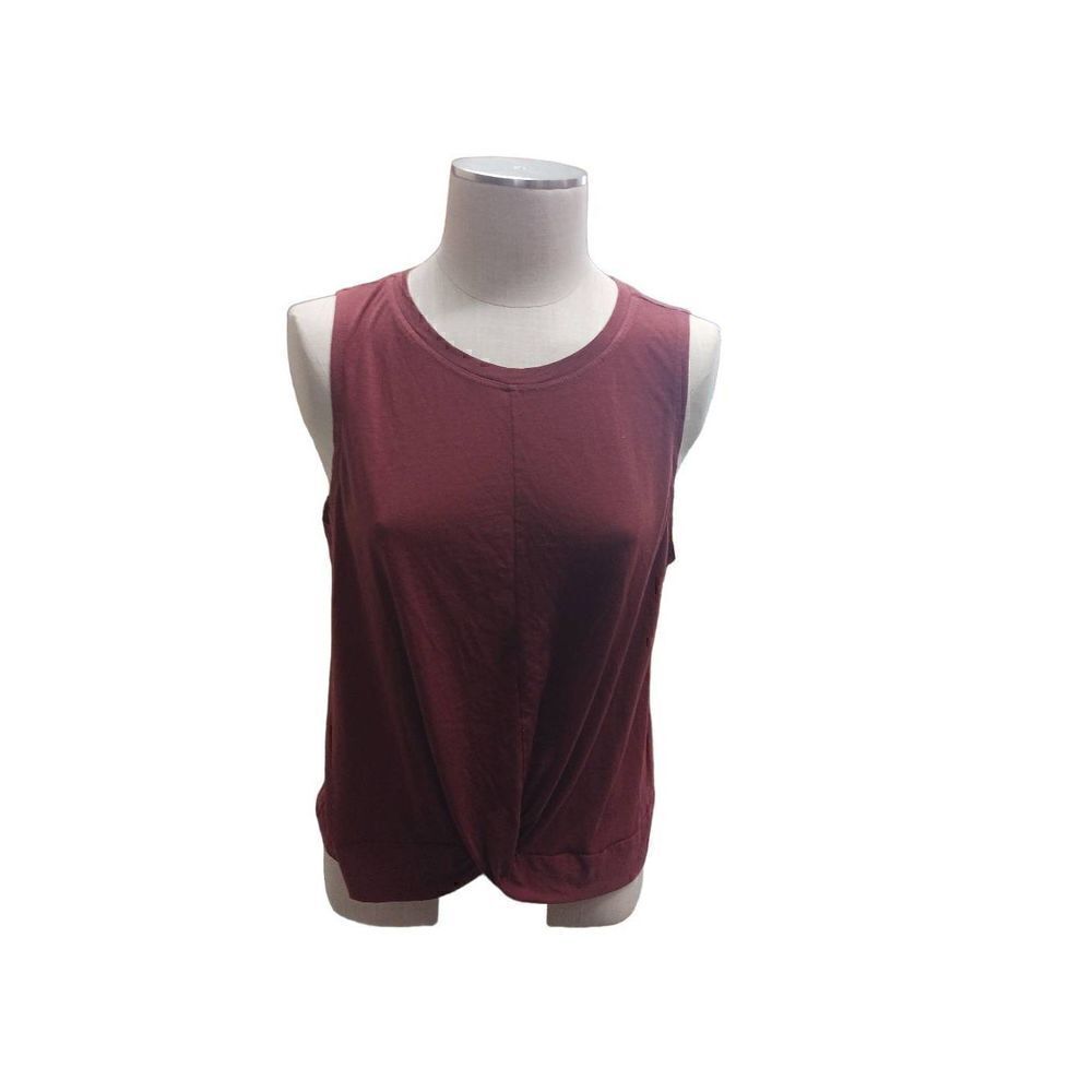 Shyanne short sleeve front detail tank